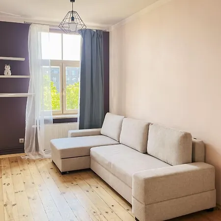 Apartamento Sunny And Cozy 3room Flat, Free Parking, Free Wifi, Self Check In *