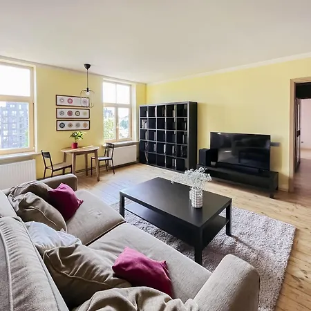 Sunny And Cozy 3room Flat, Free Parking, Free Wifi, Self Check In